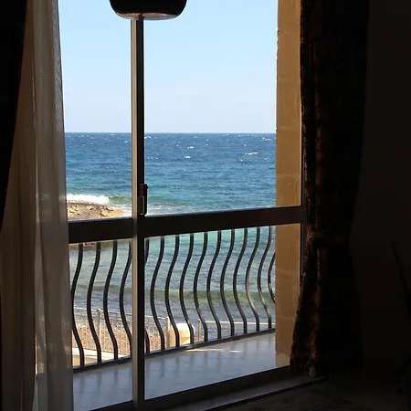 Apartment Merhba 3 *