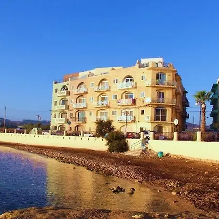 Merhba 3 Apartment *