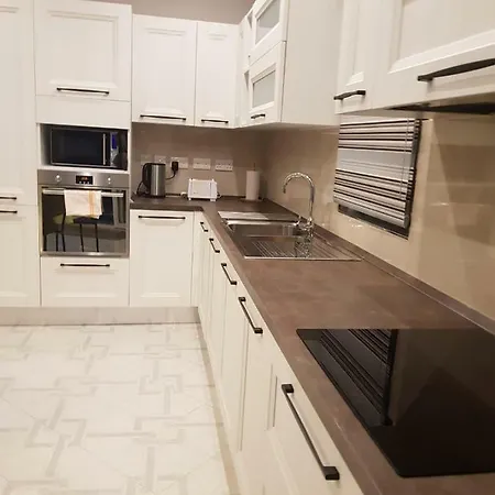 Apartment Merhba 3 *